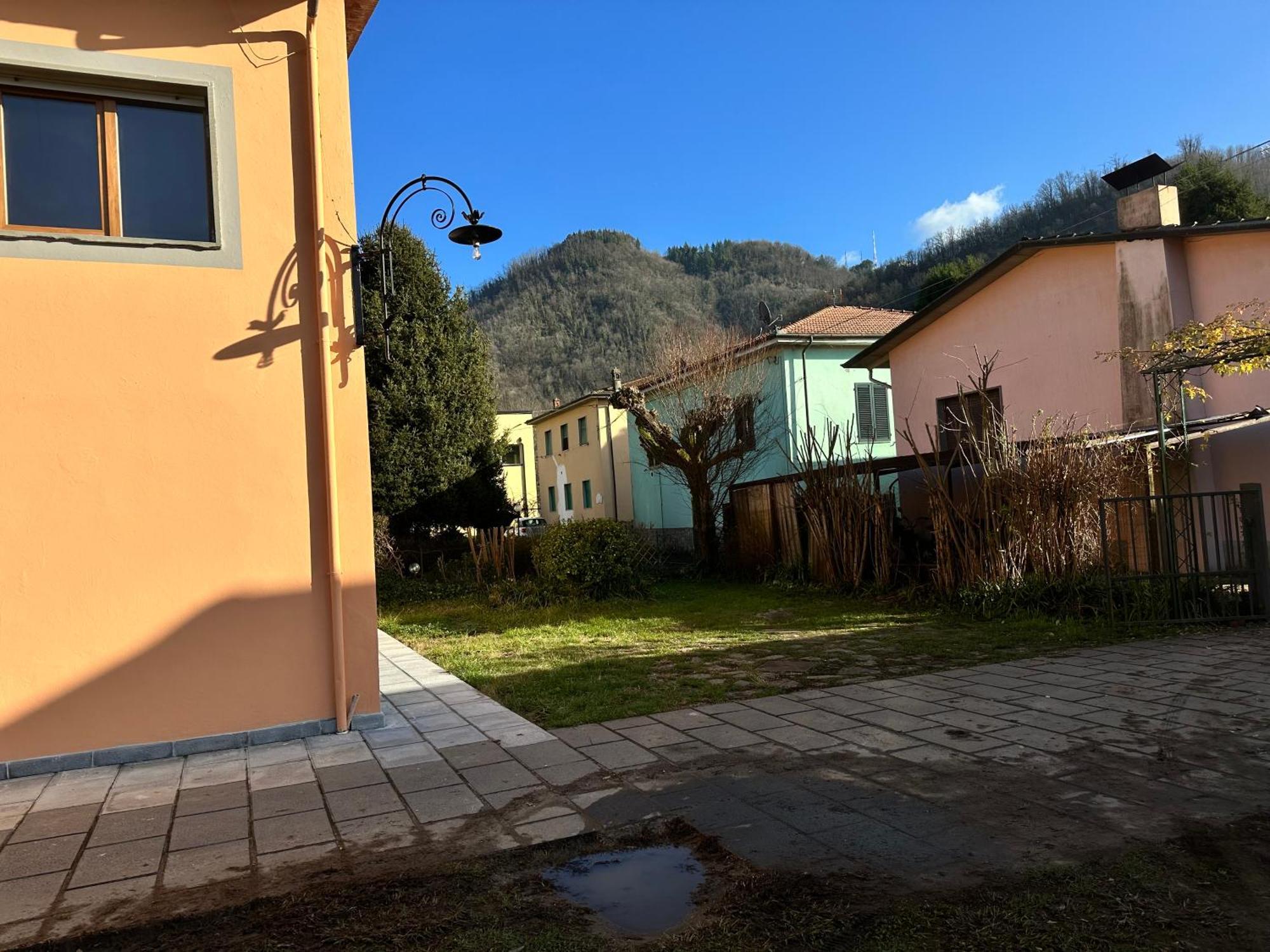 Villa Casa Hydrangea Con Piscina E Giardino Bagni di Lucca Exterior foto